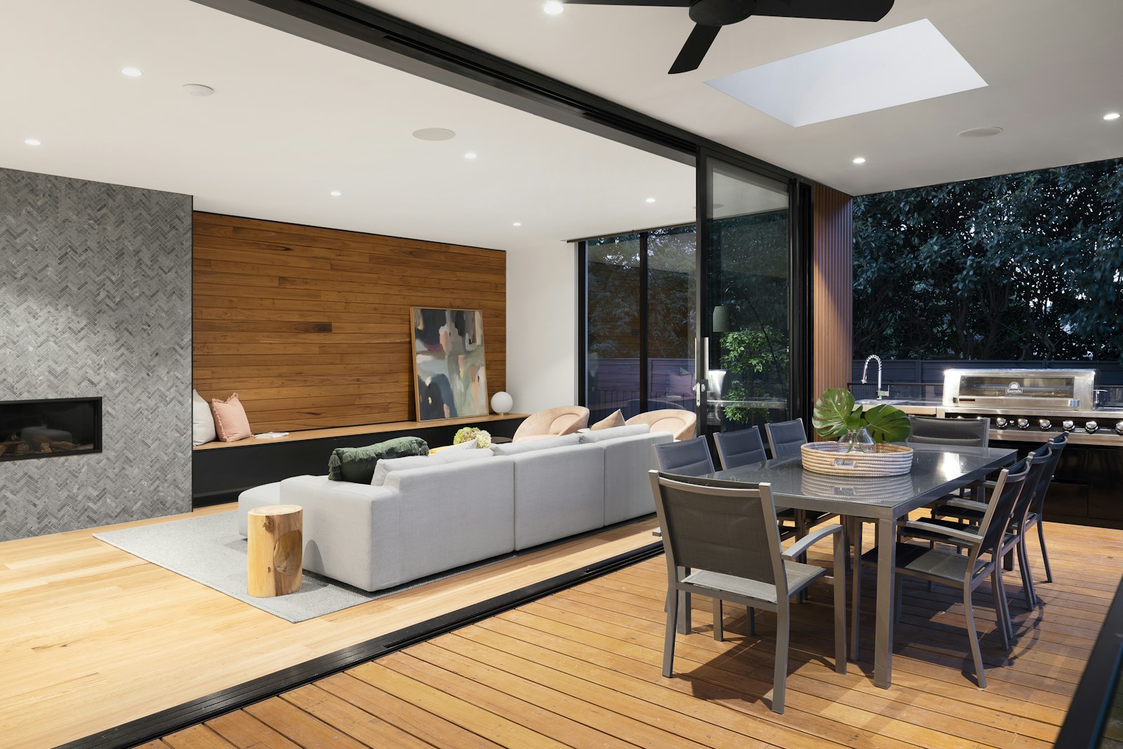 Indoor-outdoor living